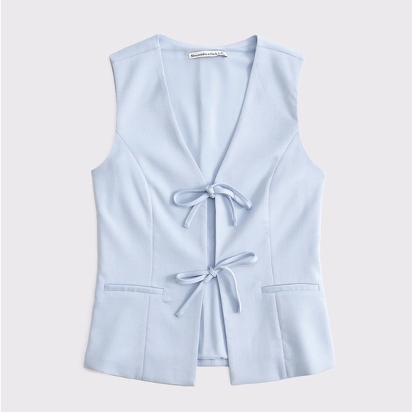 Abercrombie & Fitch Tops - Abercrombie and Fitch Women’s Tie-Front Tailored Vest in Light Blue Size L NWOT
